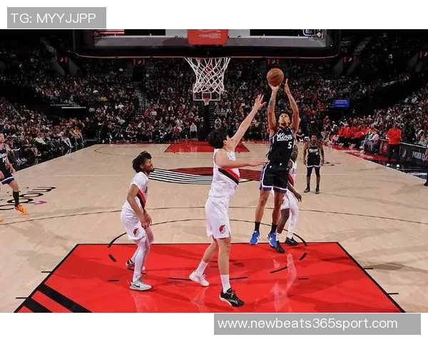 里斯压哨三分绝杀全场杨瀚森高举庆祝展现强大团队精神